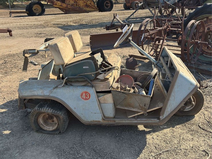 ez-go-golf-cart-image-7