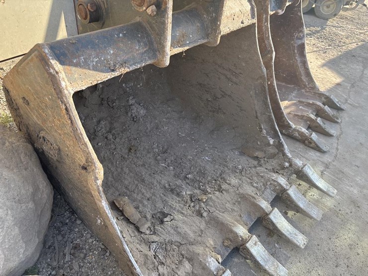 #5088-•-geith-36"-mx6-hd-excavator-bucket-image-5