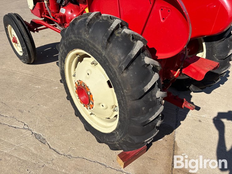 1961-international-240-image-17