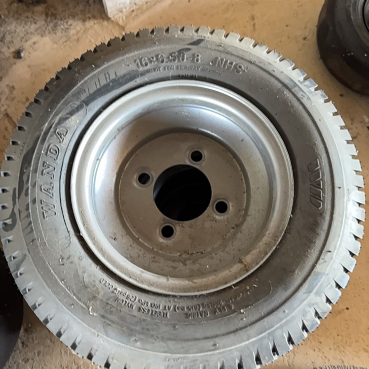 new Pair of 16x6.50-8 Tire With 4 Lug Wheel