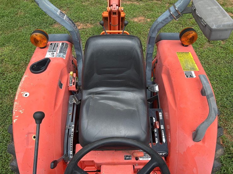kubota-l3200-image-10