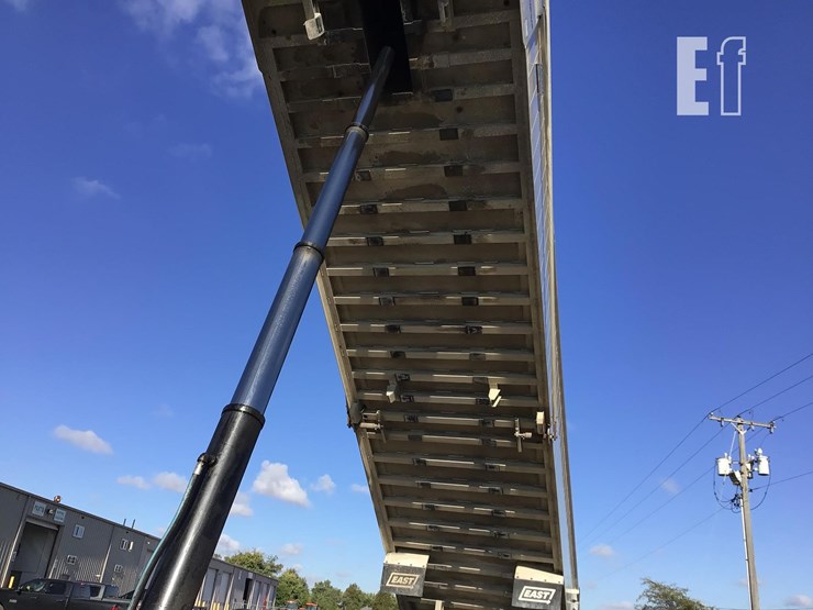 2013-east-genesis-hybrid-image-5