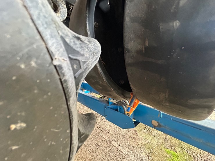 2010-kinze-3660-image-6