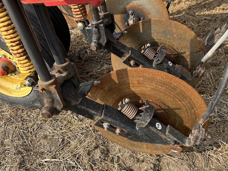 2008-bourgault-5710-59-image-83