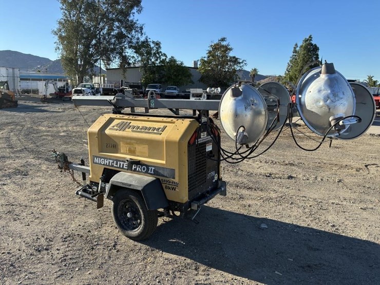 2012-allmand-night-light-pro-ii-light-tower-image-4