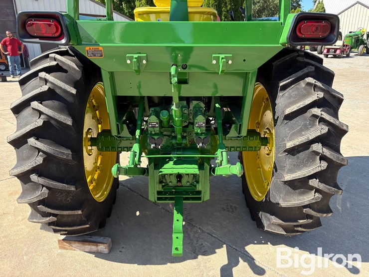 1973-john-deere-4030-image-11