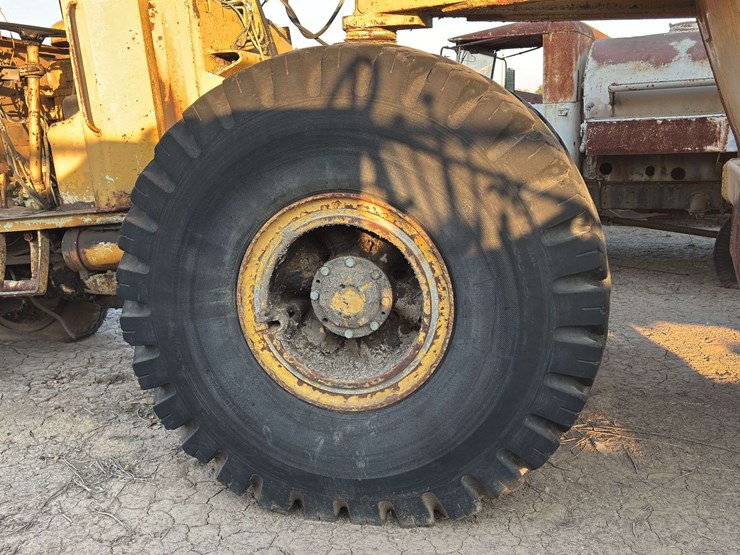 euclid-tractor-tanker-image-15