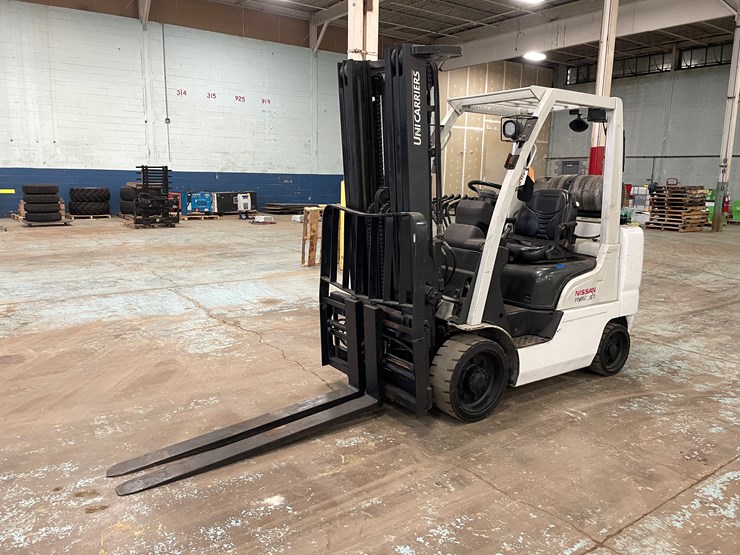 2017-unicarriers-cf60-image-1