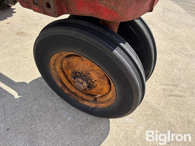 1949-massey-ferguson-44-image-18