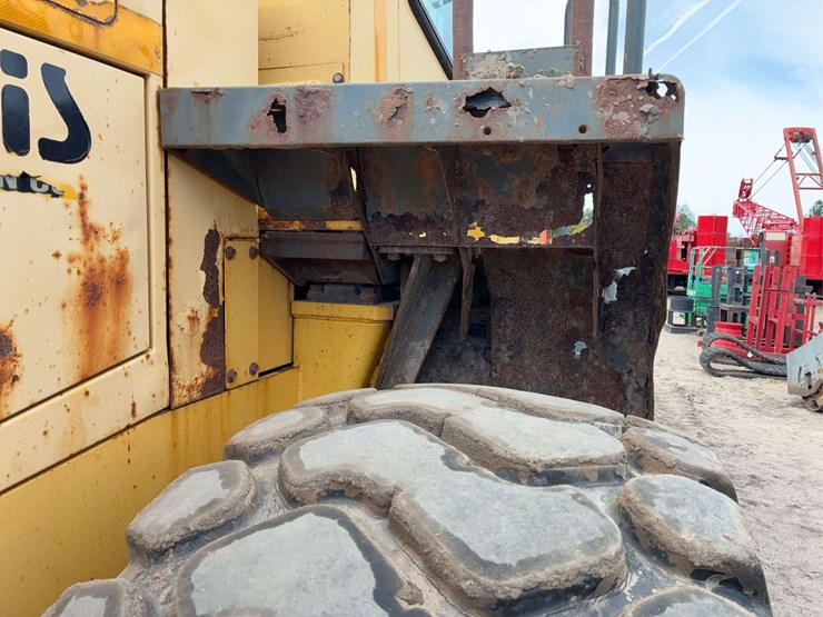 komatsu-wa380-image-25