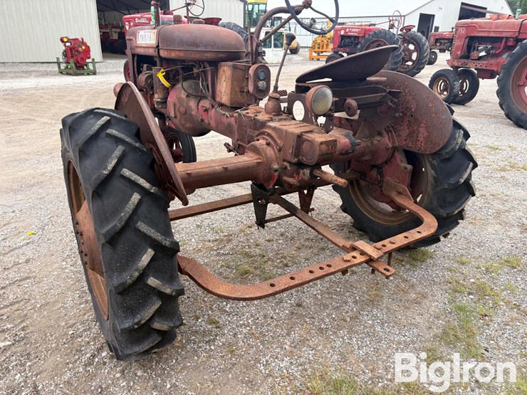 1947-ih-farmall-b-culti-vision-2wd-tractor-image-7