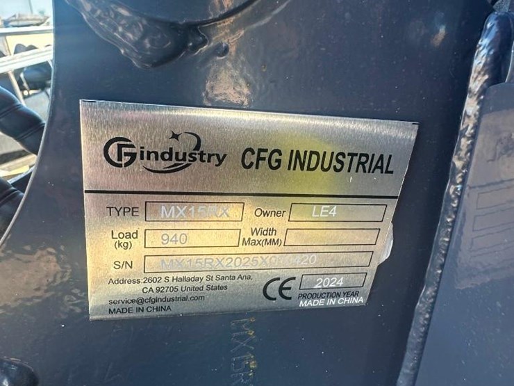 2024-industry-mx-15rx-mini-excavator-image-5