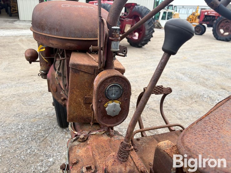 1947-ih-farmall-b-culti-vision-2wd-tractor-image-20