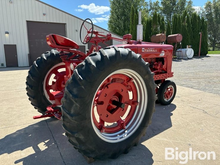 1954-ih-farmall-super-m-ta-2wd-tractor-image-5