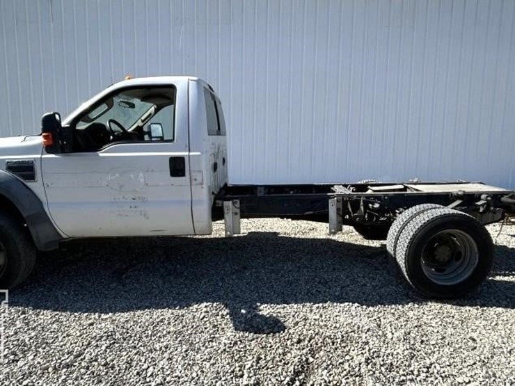 ford-f450-image-1