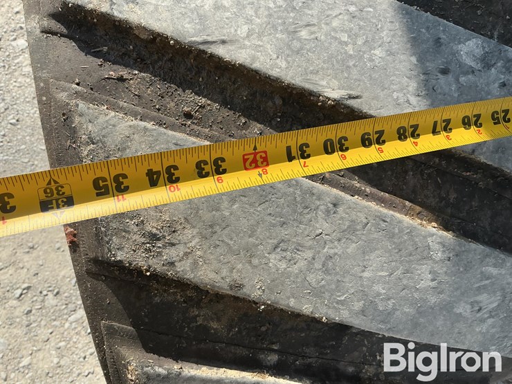 2022-kinze-1321-grain-cart-image-18