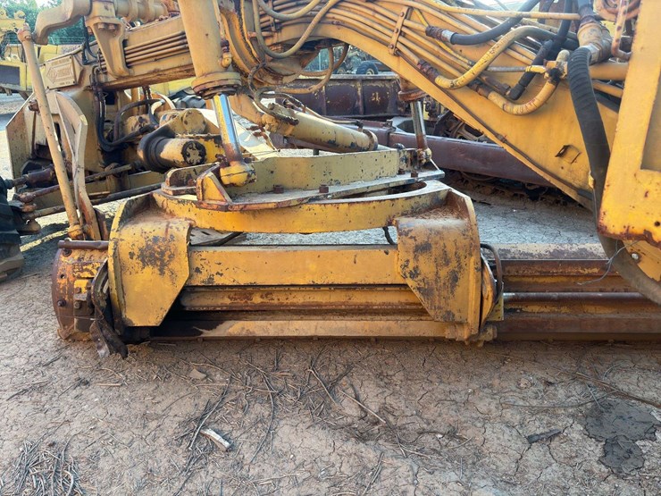 pmco-speedmatic-pm412-road-grader-image-28