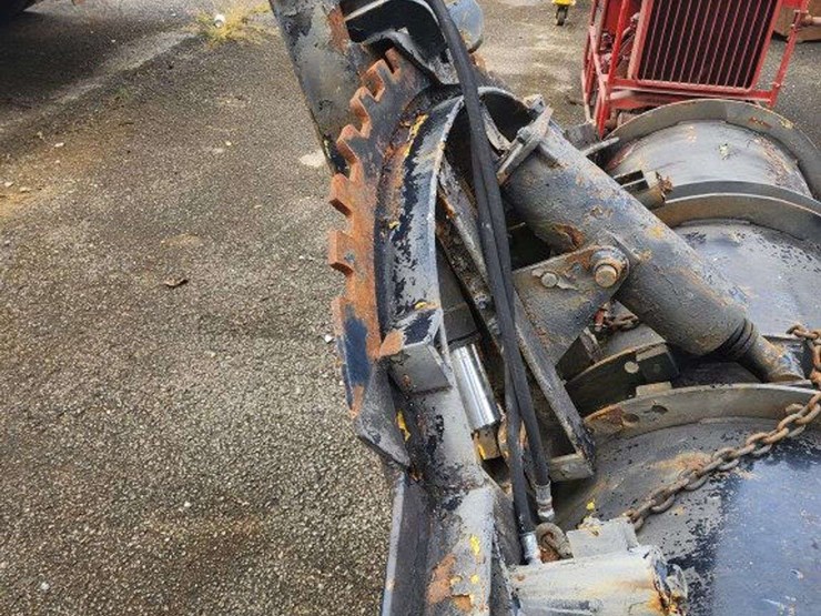 heay-duty-state-edition-snow-plow-image-4