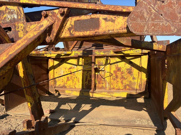 pull-type-pan-scraper-image-26