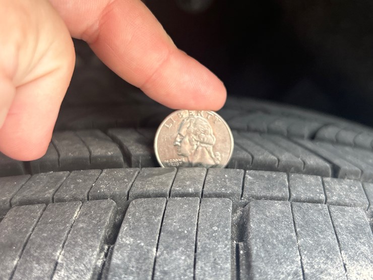 2021-ford-explorer-image-29