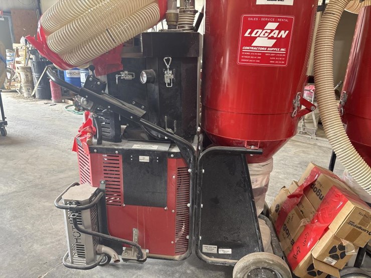 #5091-•-husqvarna-t8600-hepa-vacuum-w/-c5500-separator-image-5