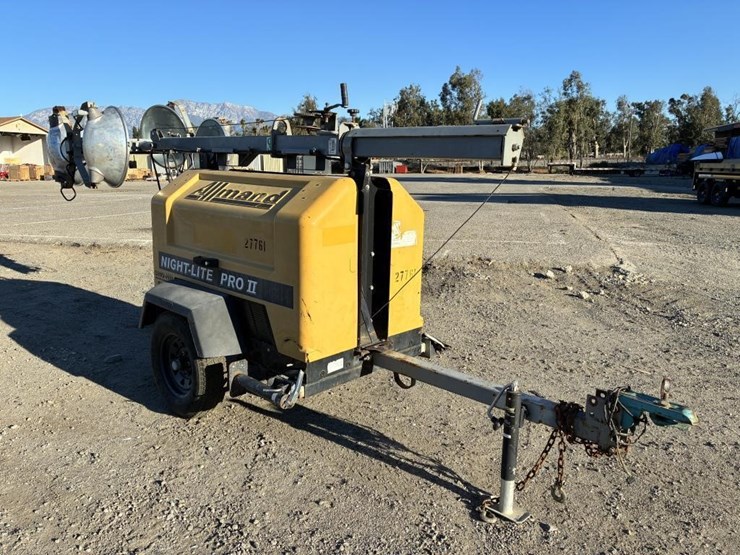 2012-allmand-night-light-pro-ii-light-tower-image-2