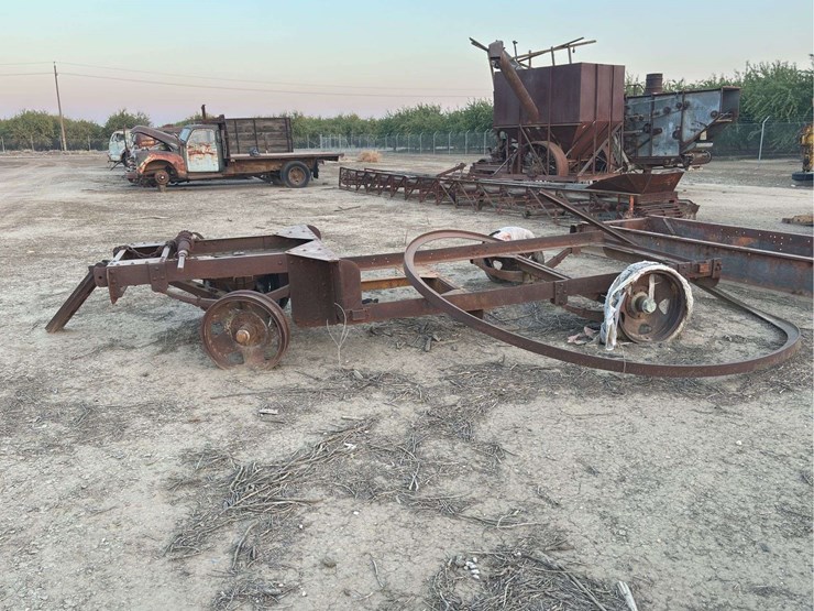 trailer-frame-image-2