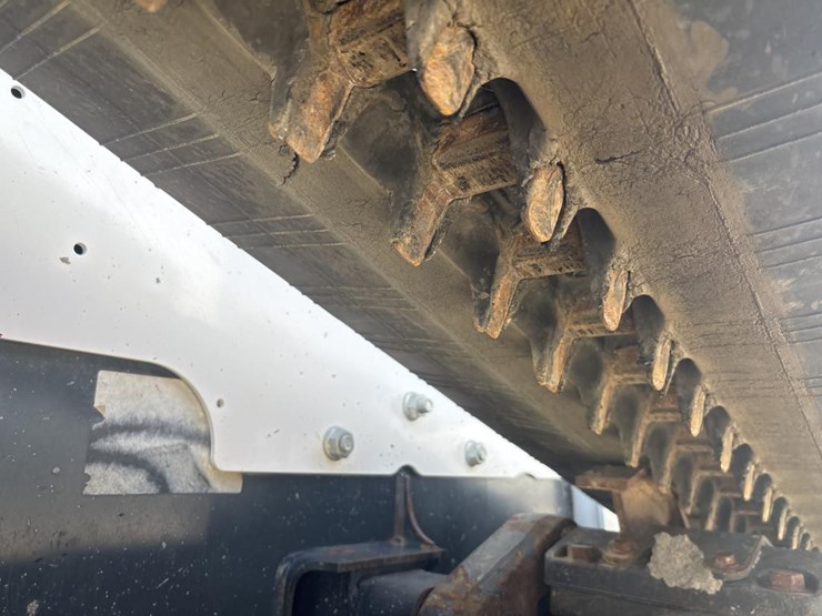 2022-bobcat-t870-image-56