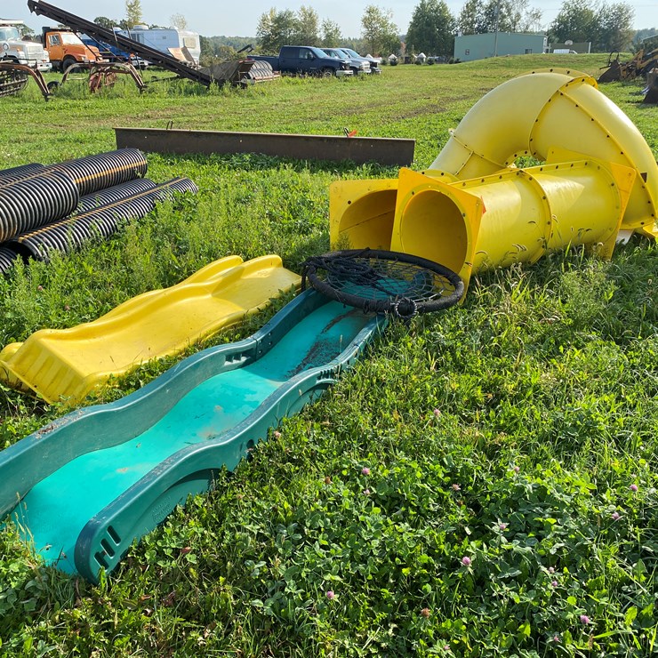 #1638 • Poly Slide