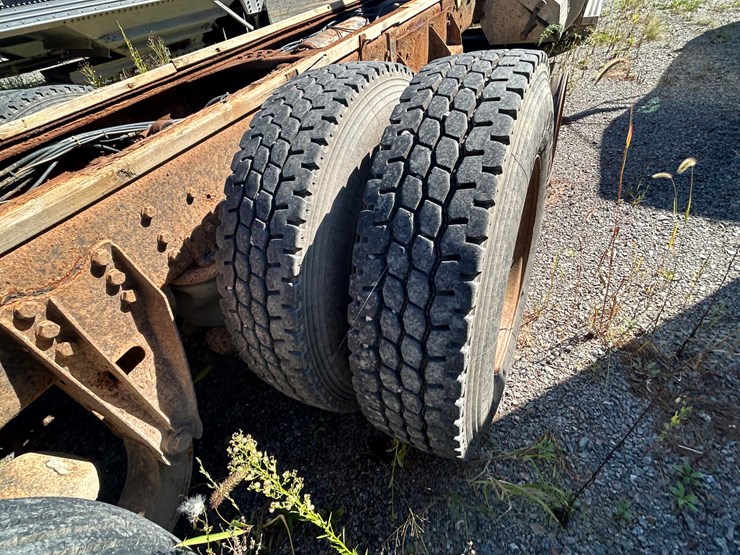 #4598-•-1993-western-star-quad-axle-truck-image-21