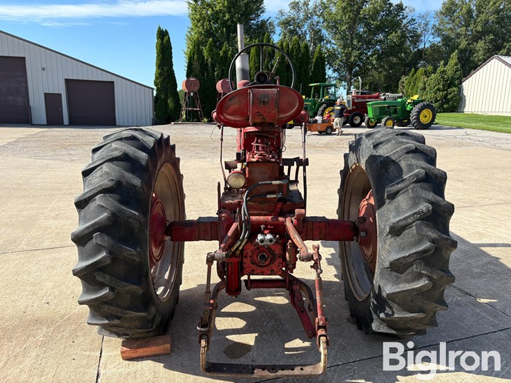 1957-case-ih-450-image-6