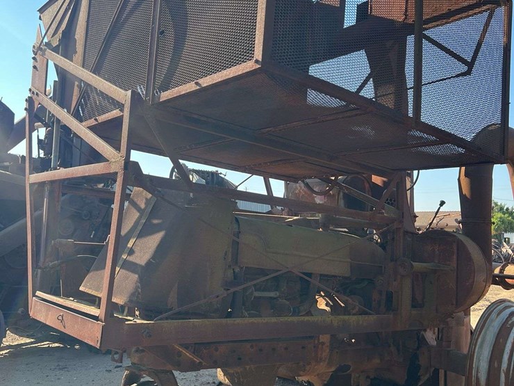 farmall-m-with-cotton-picker-image-6