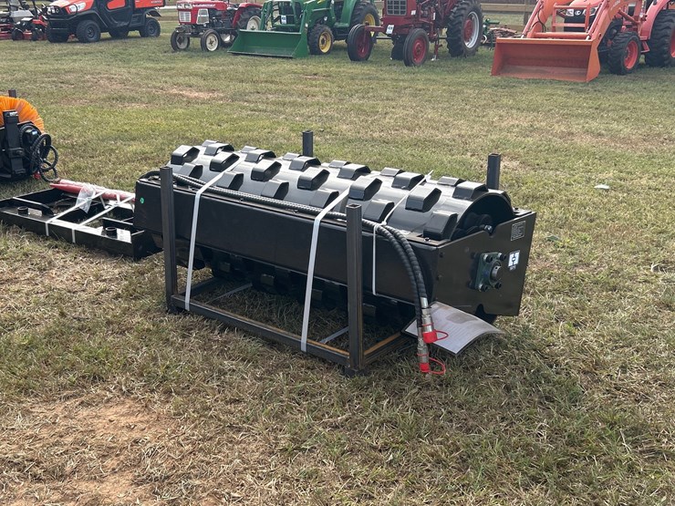 #458-•-quick-attach-compactor-wheel-image-1