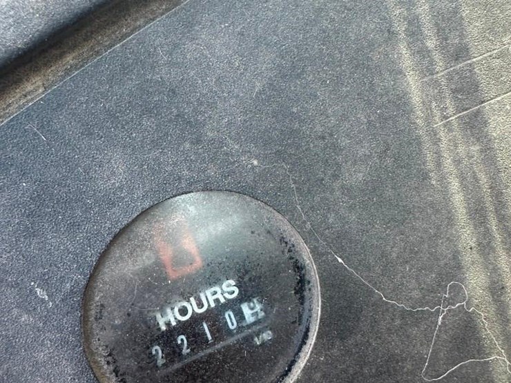 2008-jlg-g9-43a-image-11