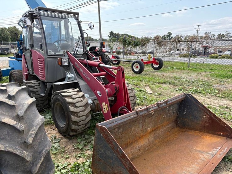 takeuchi-tw40-image-12