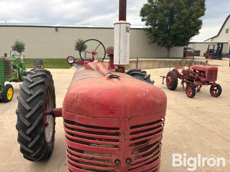 1947-ih-farmall-m-2wd-tractor-image-9