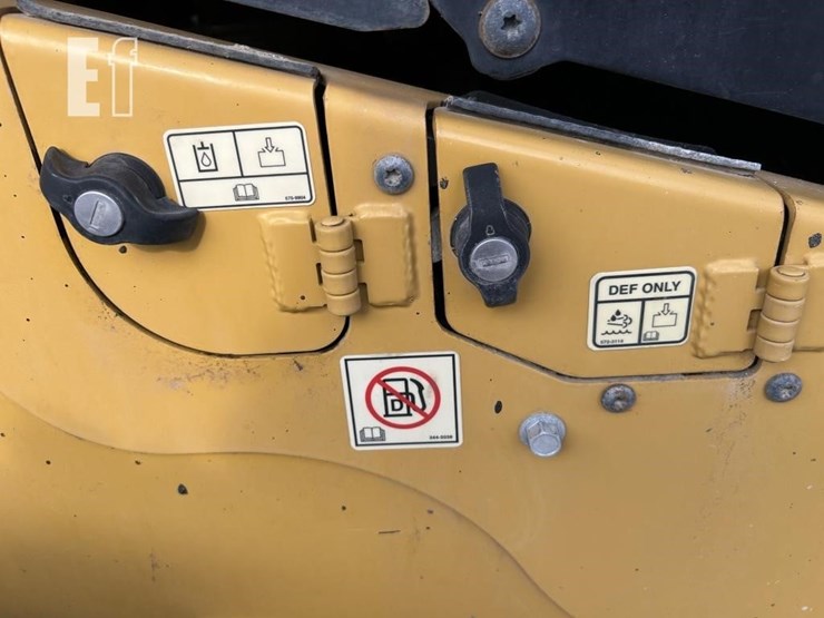 2019-caterpillar-272d2-xhp-image-3