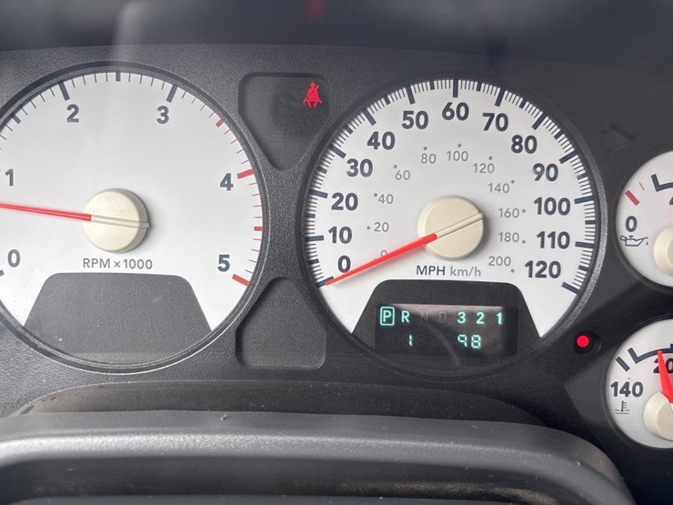 2009-dodge-ram-4500-image-34