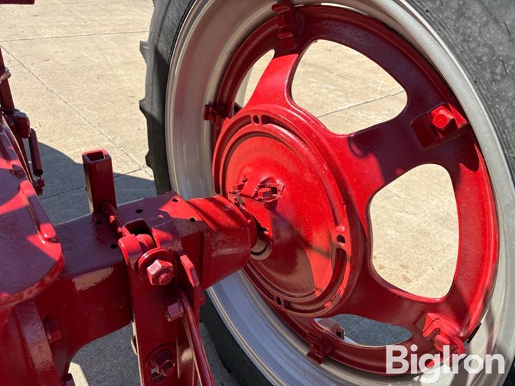 1951-international-h-image-16