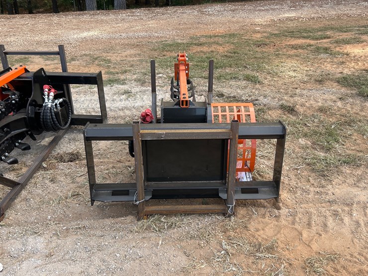 #488-•-quick-attach-trencher-image-2