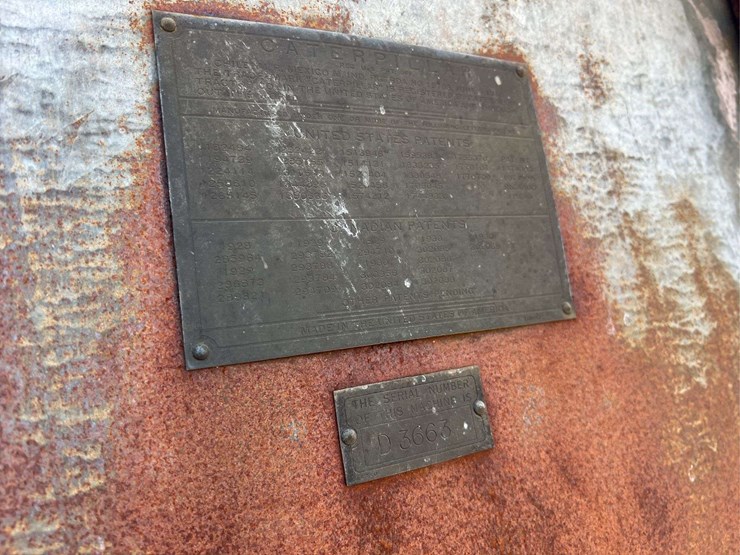 caterpillar-pull-type-combine-image-11