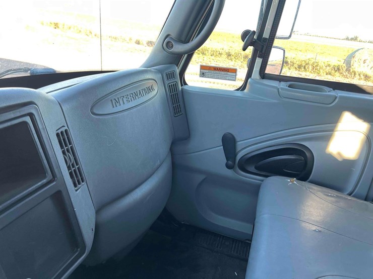 2007-international-4200-image-25