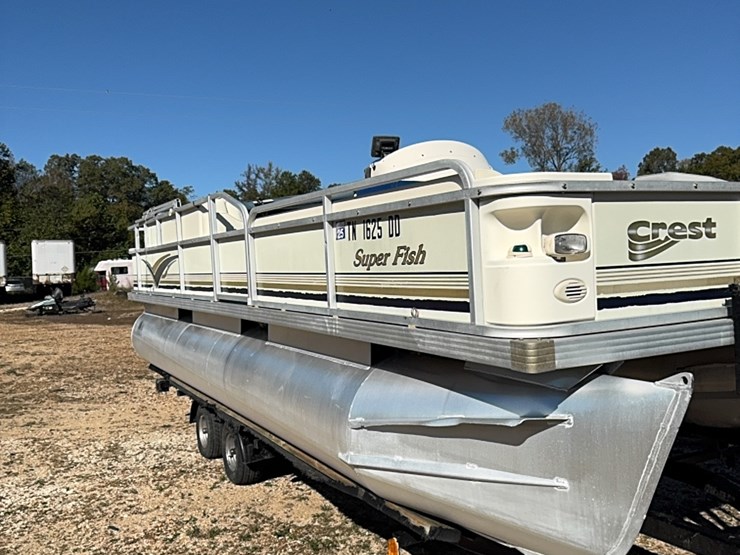 2001-22-foot-crest-pontoon-boat-with-90-horse-mercury-image-7
