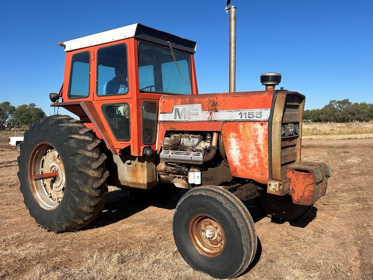 massey-ferguson-1155-image-1