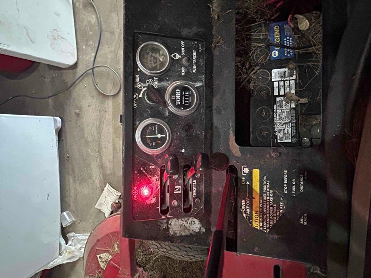 toro-groundmaster-345-mower-image-10