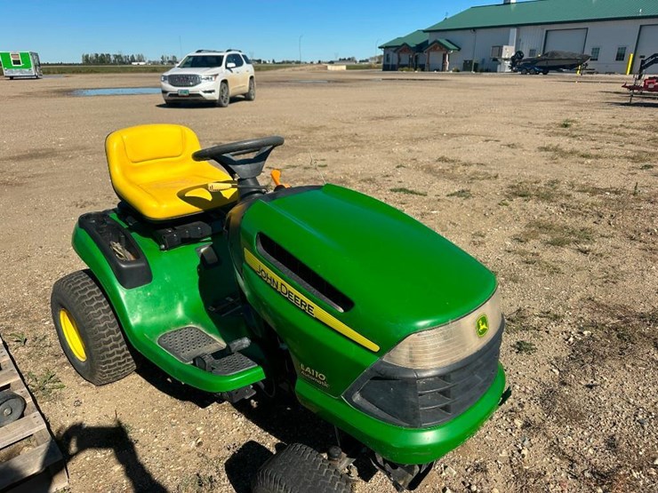 john-deere-la110-image-3