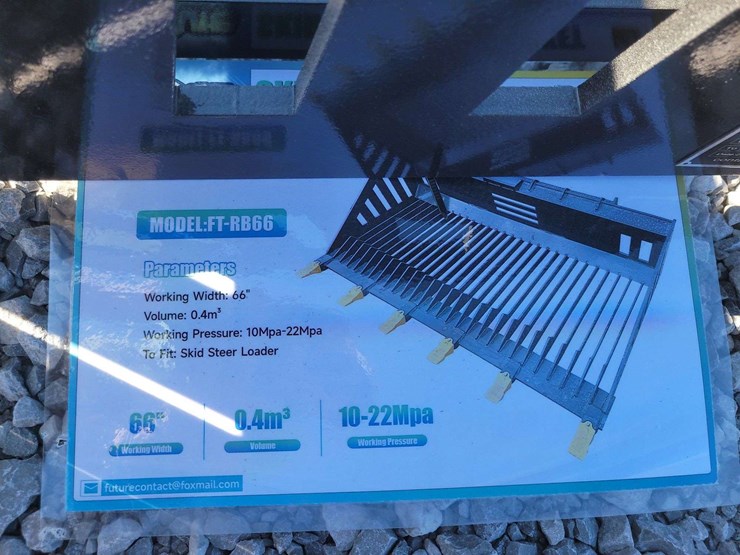 skid-steer-rock-bucket.-66"-wide.-image-5