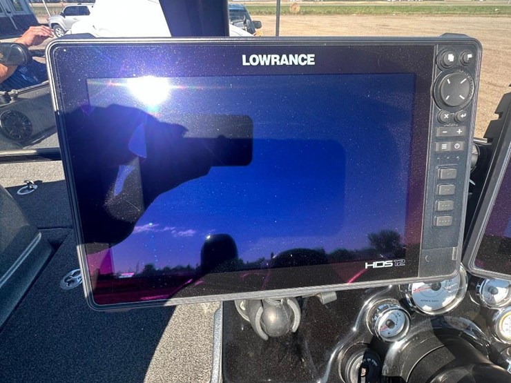 nitro-zv21-boat-image-21