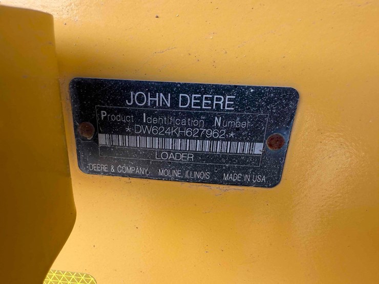 deere-624k-image-38
