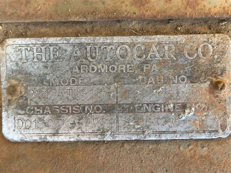 autocar-diesel-dump-truck-image-27